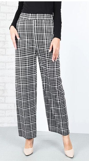 CHECKERED PRINTED STRAIGHT CUT PANTS
